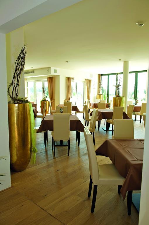 Hochwaelder Wohlfuehlhotel Losheim Exterior photo